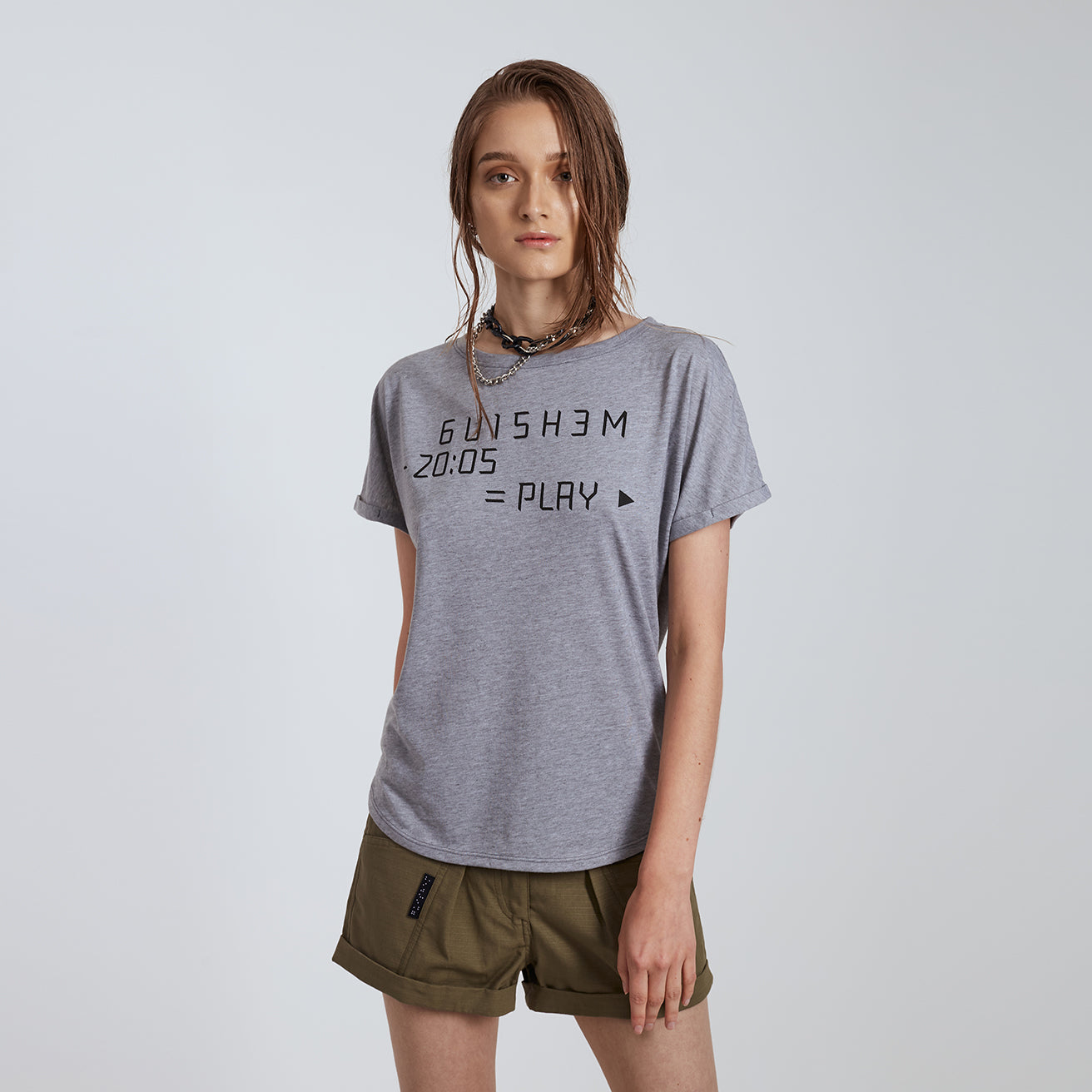 PRINT "GUiSHEM - 20:05 = PLAY" JERSEY T-SHIRT